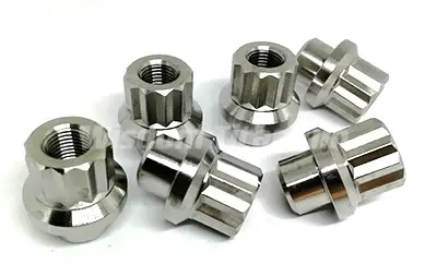 m121.25 titanium lug nuts.webp